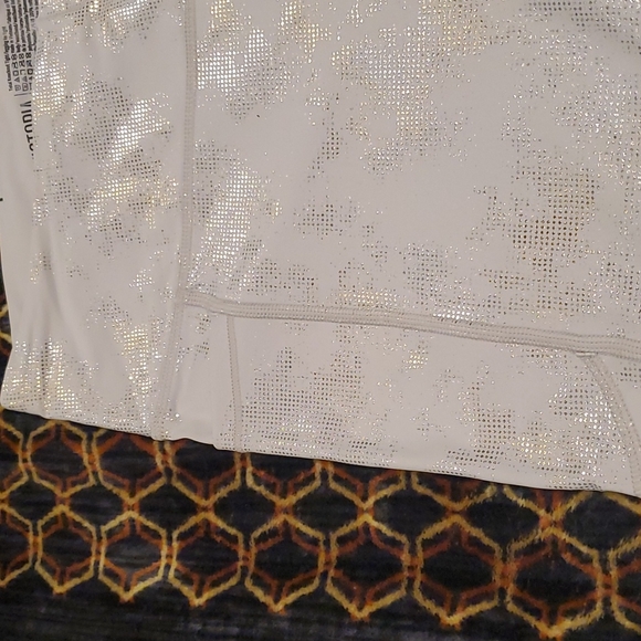 Victoria Sport Total Knockout Tight Leggins - Picture 3 of 10